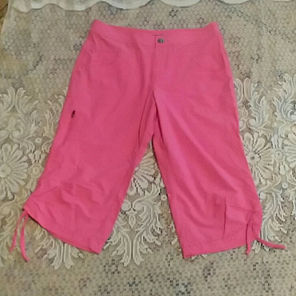 Cabela's capri pants